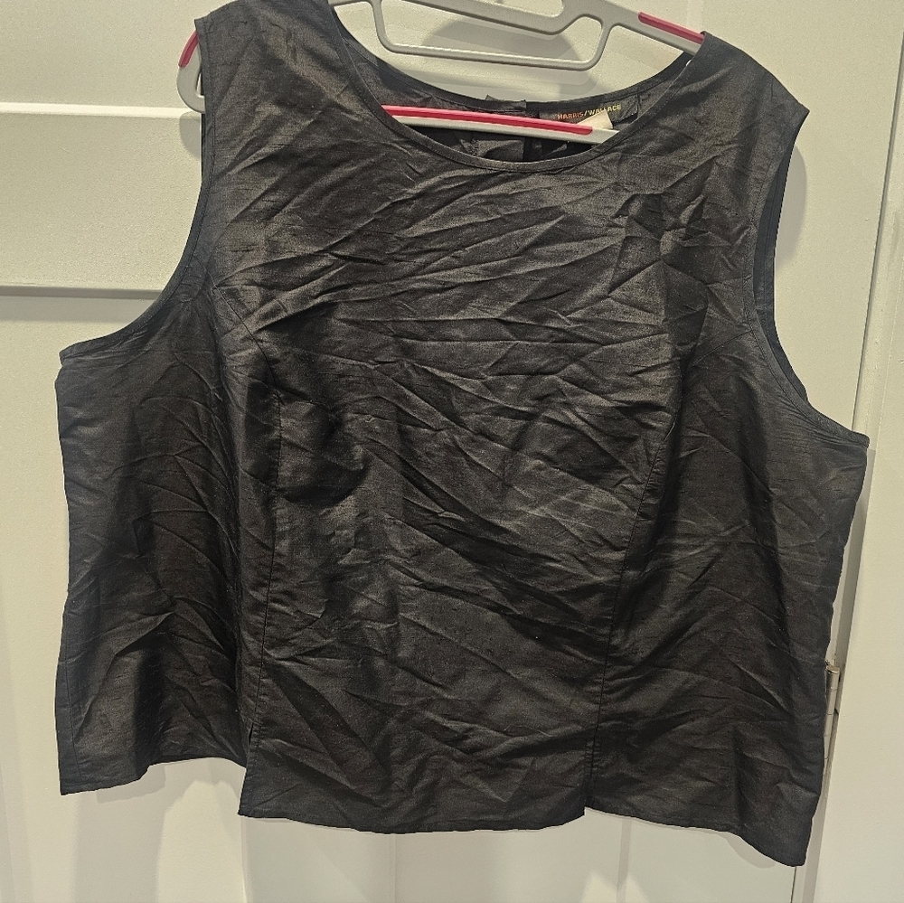 Harris Wallace 100% Silk Sleeveless Blouse 22W Black Shell Top Formal Career Wea